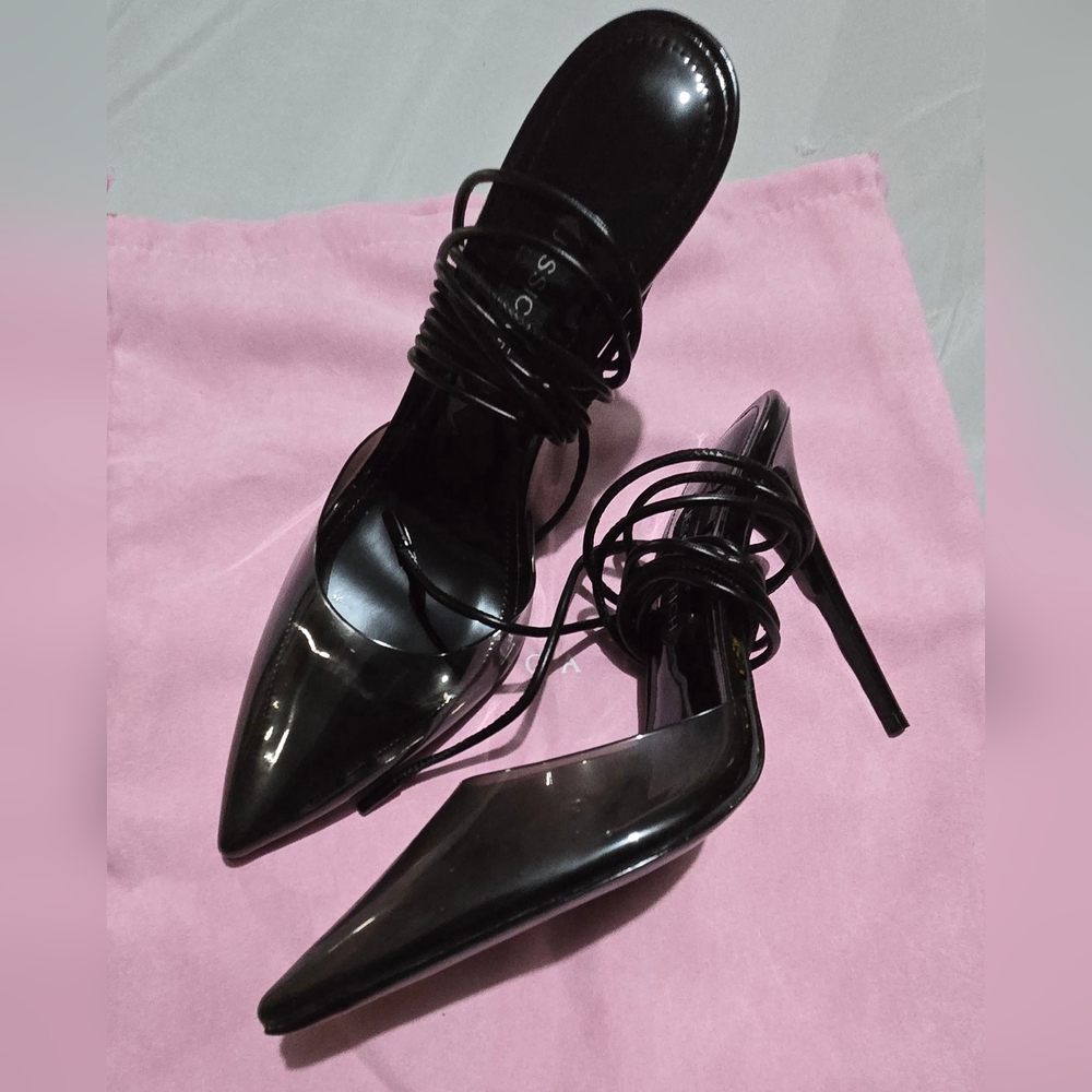 NEW with box Jessica Rich Black Stiletto